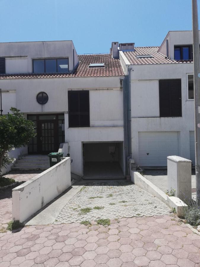 Sea View Apartment Reno W/Garage Split Exterior photo